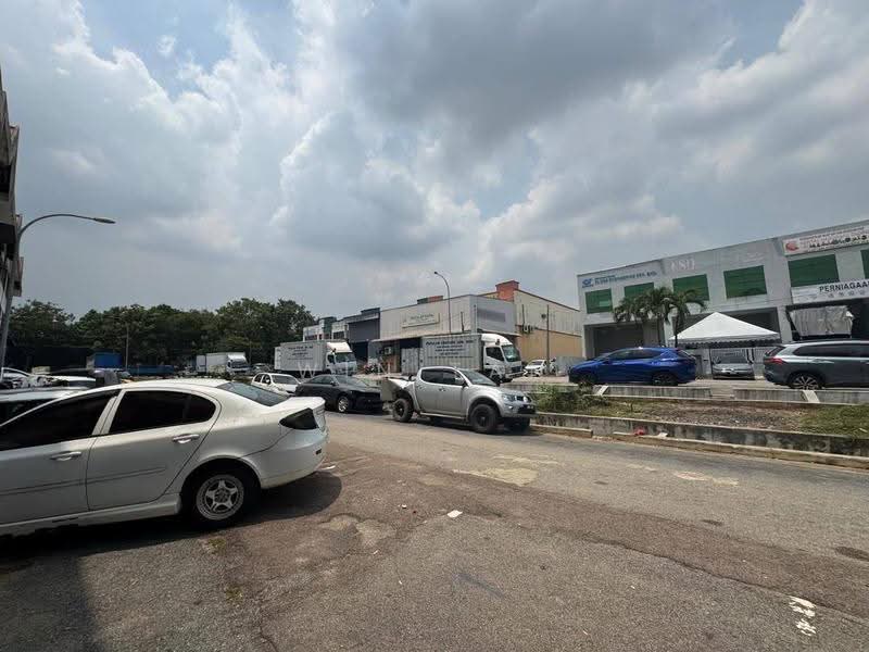 Shop / Office for Sale in Taman Mount Austin (Tebrau) - Win Tan - Exterior - PropertyGuru.com.my