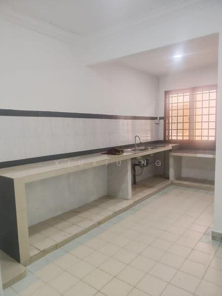 Rumah Teres 2-Tingkat untuk Dijual di Taman Anggerik (Tampoi) - Xiuxiu Ng - Kitchen - PropertyGuru.com.my