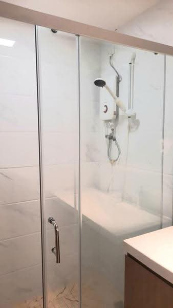 Service Residence for Rent at Carnelian Tower 1 - Bernard Lim - Bathroom - PropertyGuru.com.my