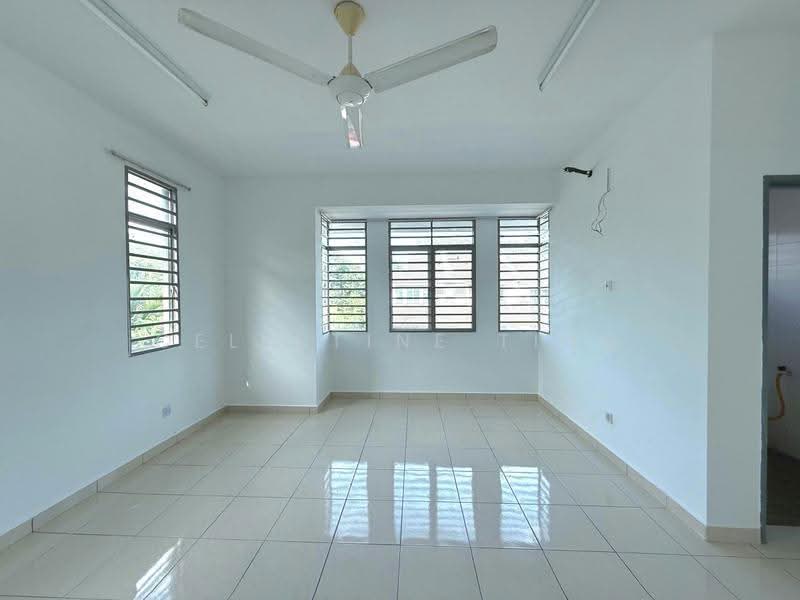 2-storey Terraced House for Sale in Taman Jelok Impian (Kajang) - Celestine Ting - Living Room - PropertyGuru.com.my