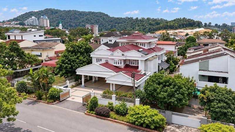 Bungalow House for Sale in Taman Tun Dr Ismail (Kuala Lumpur) - Fazri . - PropertyGuru.com.my
