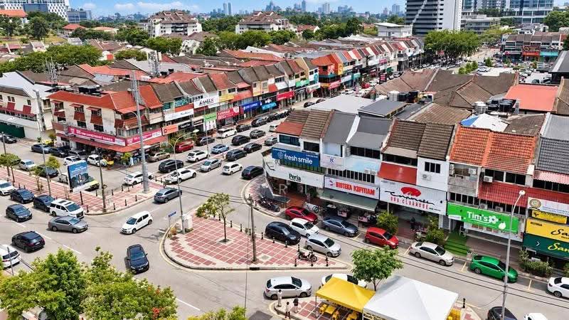 Bungalow House for Sale in Taman Tun Dr Ismail (Kuala Lumpur) - Fazri . - PropertyGuru.com.my