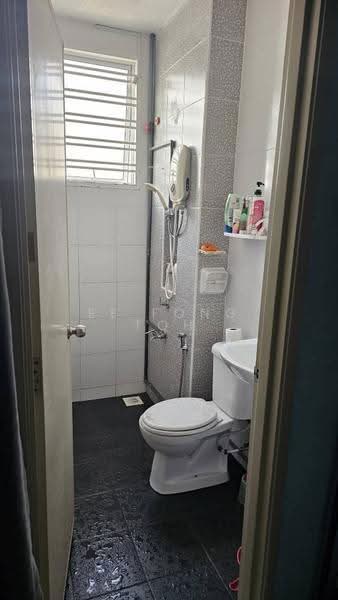 2-storey Terraced House for Sale in Taman Desa Tebrau (Tebrau) - Ee Fong Toh - Bathroom - PropertyGuru.com.my