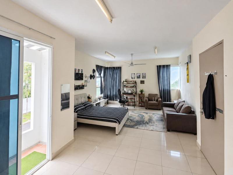 Semi-Detached House for Sale in Minden Heights (Gelugor) - Enoch Tiu - Bedroom - PropertyGuru.com.my