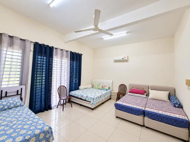 Semi-Detached House for Sale in Minden Heights (Gelugor) - Enoch Tiu - Bedroom - PropertyGuru.com.my