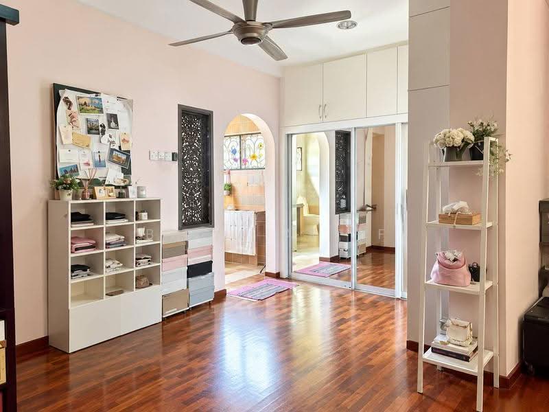 Bungalow House for Sale in Taman Puncak Perdana (Shah Alam) - BILYA ARIFF - PropertyGuru.com.my