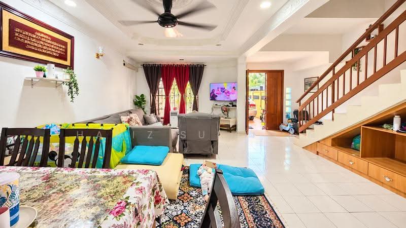 2-storey Terraced House for Sale in Kajang (Selangor) - Hafiz Sulaiman - Living Room - PropertyGuru.com.my