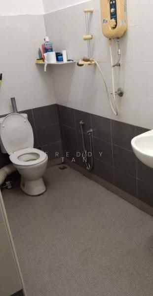 Pangsapuri untuk Dijual di Greenlane Heights Block B - Freddy Tan - PropertyGuru.com.my