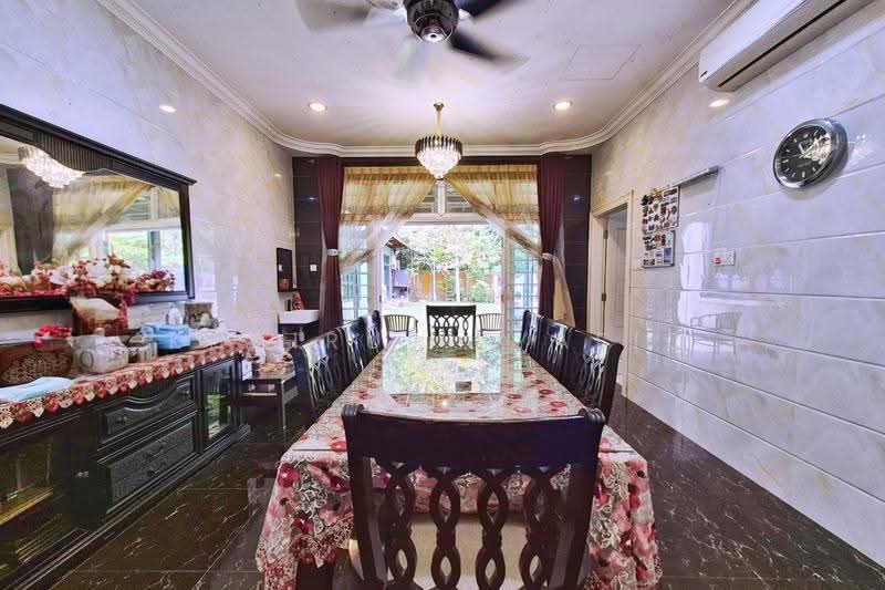 Semi-Detached House for Sale in Ampang Jaya (Ampang) - Khairul Syafiq - Dining Room - PropertyGuru.com.my
