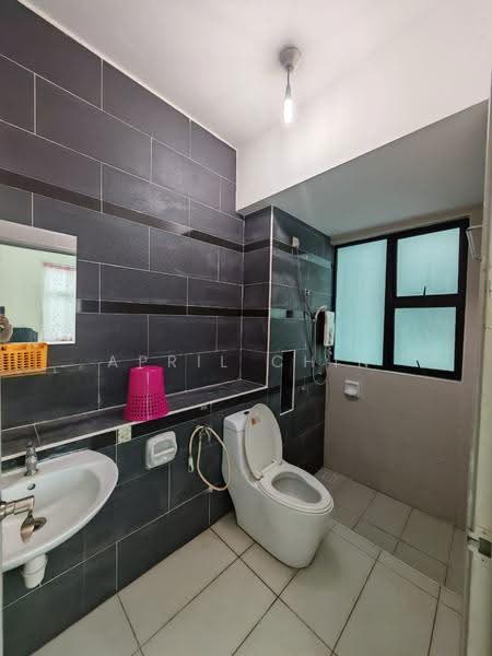 Service Residence for Rent at The Sky Executive Suites - April Chin - Bathroom - PropertyGuru.com.my