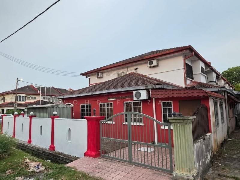 Rumah Teres 2-Tingkat untuk Dijual di Shah Alam (Selangor) - Mohd Faizal - Exterior - PropertyGuru.com.my