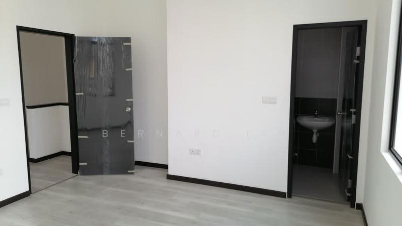 2-storey Terraced House for Sale in Bandar Tiram (Ulu Tiram) - Bernard Lim - Interior - PropertyGuru.com.my