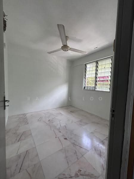 Rumah Flat untuk Dijual di Desa Petaling Flat - Rachel Loo - PropertyGuru.com.my