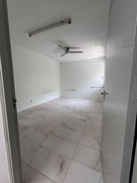 Rumah Flat untuk Dijual di Desa Petaling Flat - Rachel Loo - PropertyGuru.com.my