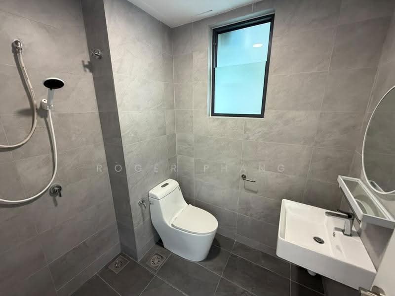 Service Residence for Rent at SUNSURIA FORUM SERVICED APARTMENT - Roger Phang - Bathroom - PropertyGuru.com.my