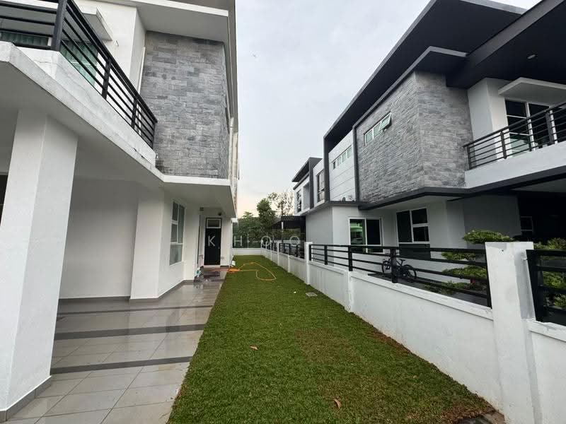 2-storey Terraced House for Rent in Taman Mount Austin (Tebrau) - Khoo . - Exterior - PropertyGuru.com.my