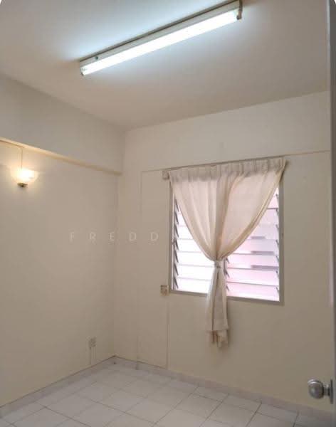 Pangsapuri untuk Dijual di Greenlane Heights Block E - Freddy Tan - Interior - PropertyGuru.com.my