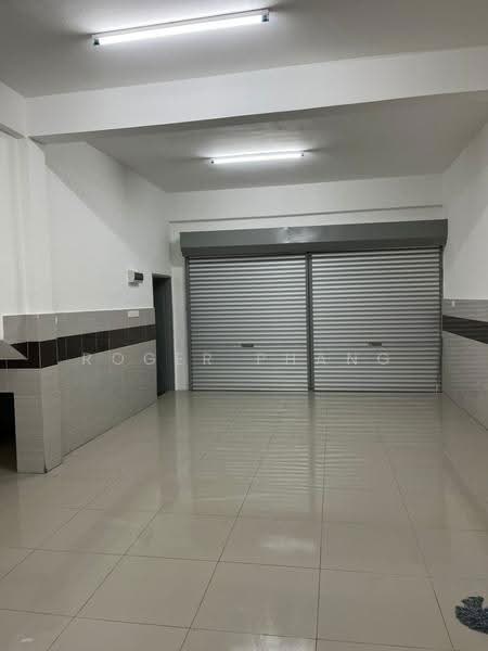 Shop for Sale in Klang (Selangor) - Roger Phang - Interior - PropertyGuru.com.my