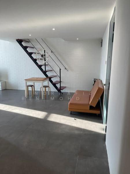 Kediaman Servis untuk Dijual di Empire Damansara - Norhafiz Bin Mohd Nor - Living Room - PropertyGuru.com.my