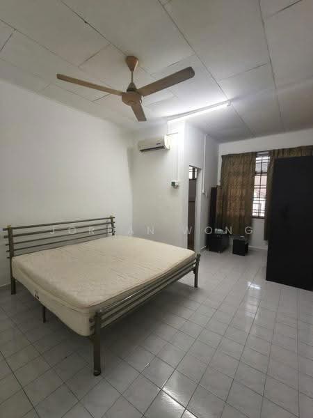 Rumah Berkembar untuk Disewa di Masai (Johor) - Jordan Wong - Bedroom - PropertyGuru.com.my