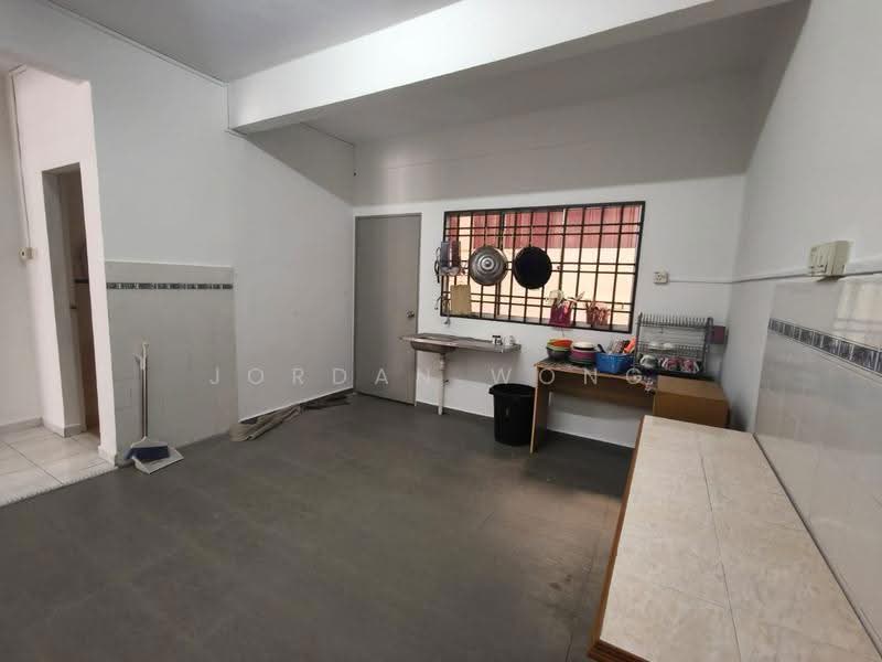 Rumah Berkembar untuk Disewa di Masai (Johor) - Jordan Wong - Kitchen - PropertyGuru.com.my