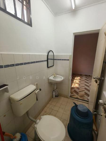 Rumah Berkembar untuk Disewa di Masai (Johor) - Jordan Wong - Bathroom - PropertyGuru.com.my