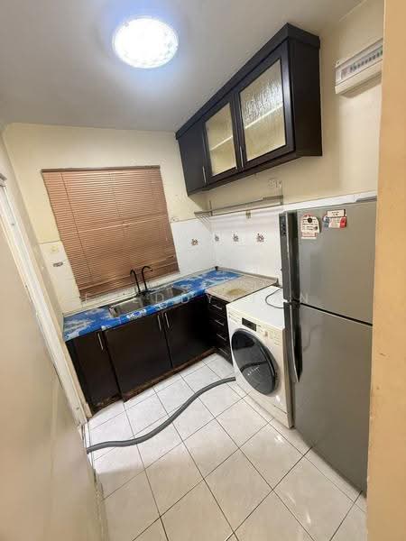 Condominium for Sale at Greenlane Park - Freddy Tan - Kitchen - PropertyGuru.com.my