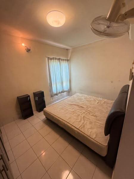 Condominium for Sale at Greenlane Park - Freddy Tan - Bedroom - PropertyGuru.com.my