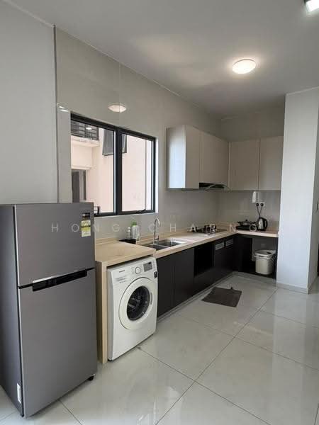 Kondominium untuk Disewa di Bay Laurel @ Country Garden Danga Bay - Hong Charng Lee - PropertyGuru.com.my