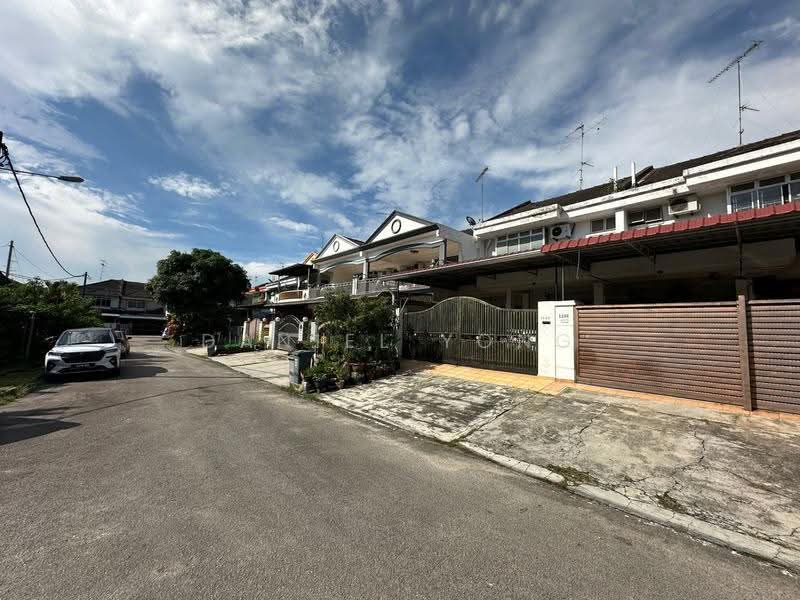 Rumah Teres 2-Tingkat untuk Dijual di Kulai (Johor) - Daniel Yong - Exterior - PropertyGuru.com.my