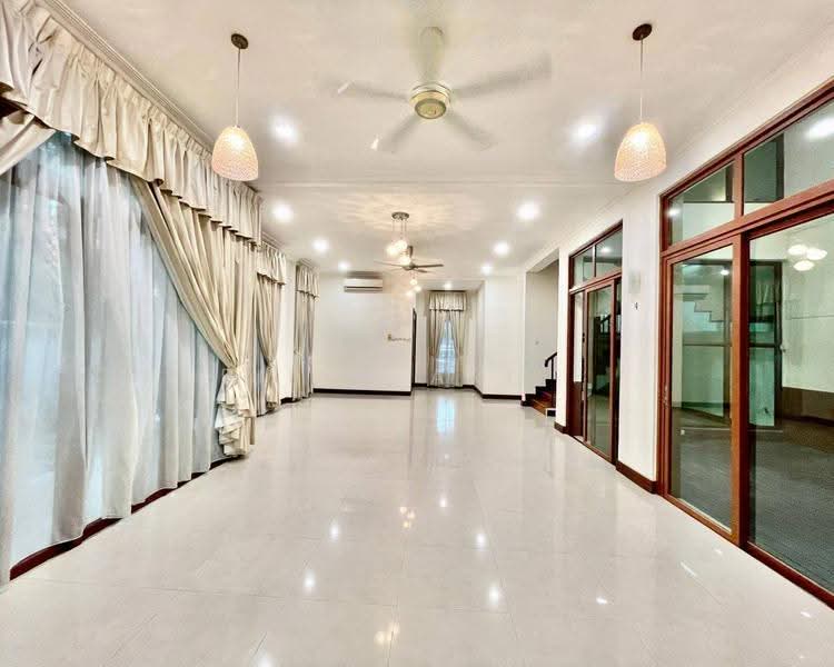 Rumah Berkembar untuk Dijual di Taman Sri Hartamas (Sri Hartamas) - BILYA ARIFF - Living Room - PropertyGuru.com.my