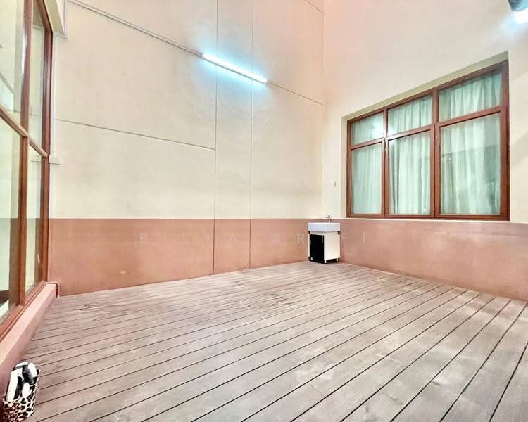 Rumah Berkembar untuk Dijual di Taman Sri Hartamas (Sri Hartamas) - BILYA ARIFF - Balcony - PropertyGuru.com.my