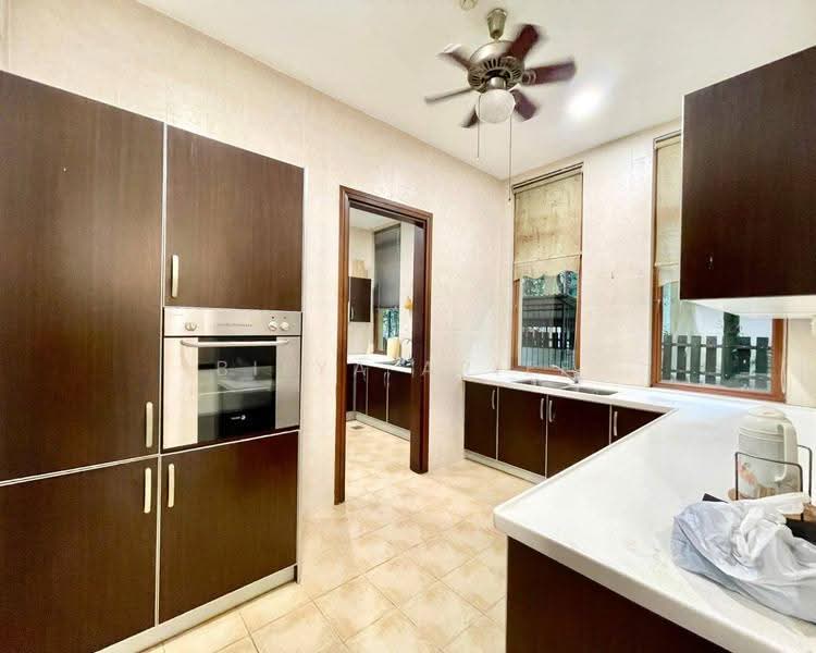 Rumah Berkembar untuk Dijual di Taman Sri Hartamas (Sri Hartamas) - BILYA ARIFF - Kitchen - PropertyGuru.com.my