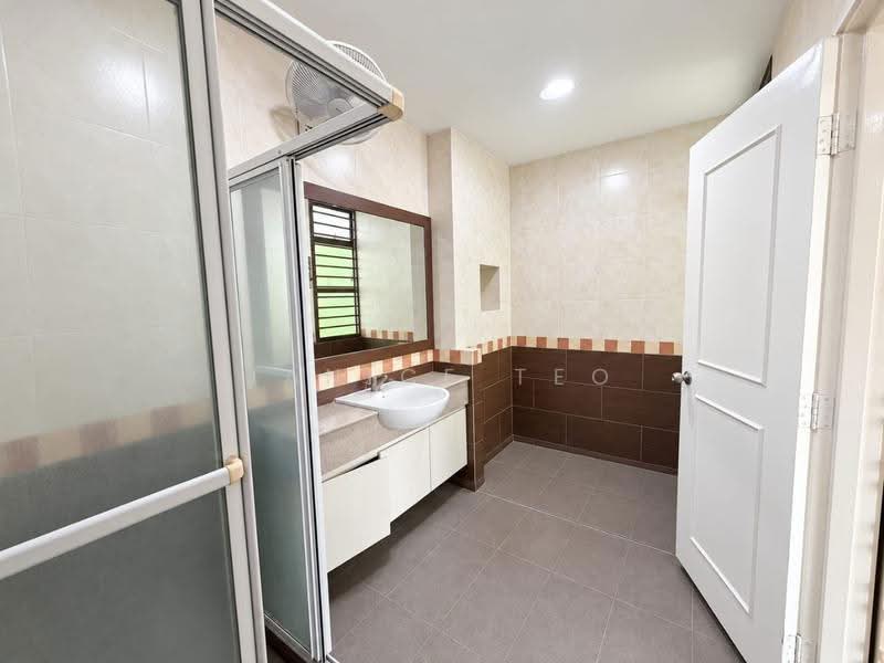 2-storey Terraced House for Sale in Taman Impian Emas (Skudai) - Janice Teo - Bathroom - PropertyGuru.com.my
