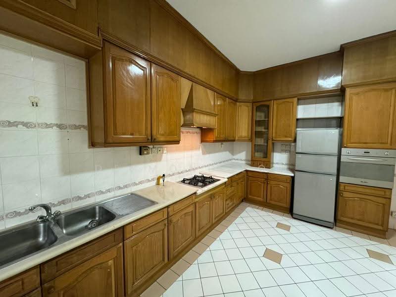 Condominium for Rent at Regal Villa - Desmond Low - Kitchen - PropertyGuru.com.my