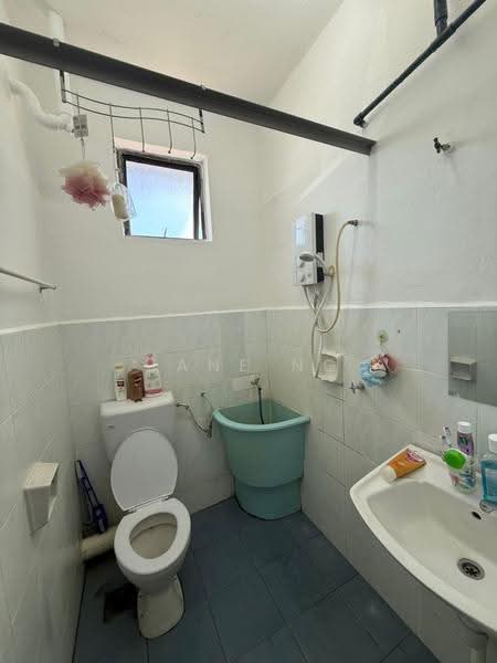 Apartment for Sale at Taman Bagan Lalang Apartments - Jane Ng - Bathroom - PropertyGuru.com.my
