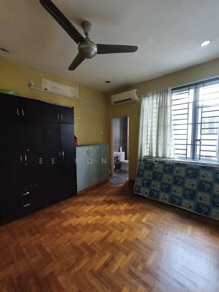 2-storey Terraced House for Sale in Taman Impian Emas (Skudai) - Ee Fong Toh - Bedroom - PropertyGuru.com.my