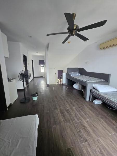 Semi-Detached House for Sale in Laman Residen Kipark Sri Utara (Batu Caves) - Jasemin Chia - Corridor - PropertyGuru.com.my