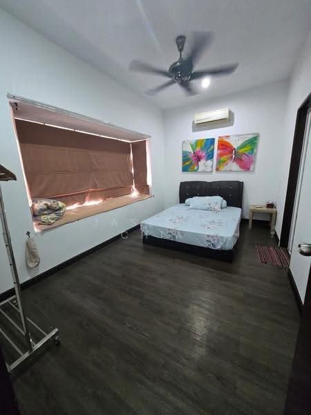 Semi-Detached House for Sale in Laman Residen Kipark Sri Utara (Batu Caves) - Jasemin Chia - Bedroom - PropertyGuru.com.my