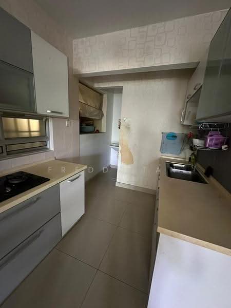 Pangsapuri untuk Dijual di Taman Lembah Hijau Block 3 - Freddy Tan - Kitchen - PropertyGuru.com.my