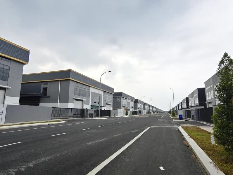 Semi-D Factory for Rent in Taman Kapar Permai (Kapar) - Samantha Tan - Exterior - PropertyGuru.com.my
