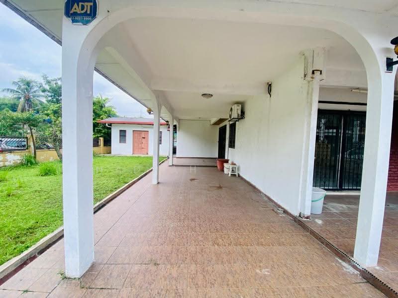 2-storey Terraced House for Sale in Ampang Jaya (Ampang) - Nadrah Omar - Exterior - PropertyGuru.com.my
