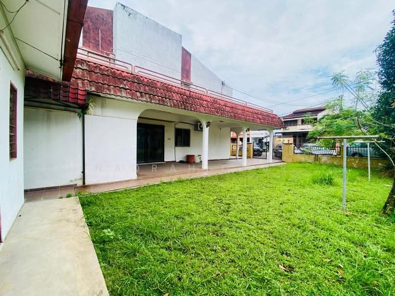 2-storey Terraced House for Sale in Ampang Jaya (Ampang) - Nadrah Omar - Exterior - PropertyGuru.com.my