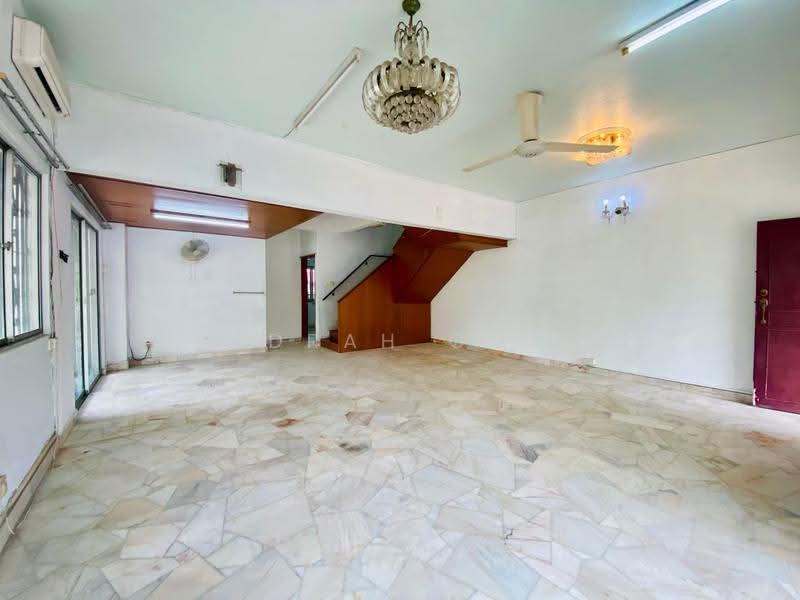 2-storey Terraced House for Sale in Ampang Jaya (Ampang) - Nadrah Omar - Living Room - PropertyGuru.com.my