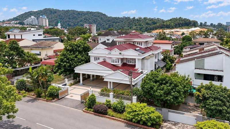 Bungalow House for Sale in Taman Tun Dr Ismail (Kuala Lumpur) - BILYA ARIFF - Exterior - PropertyGuru.com.my