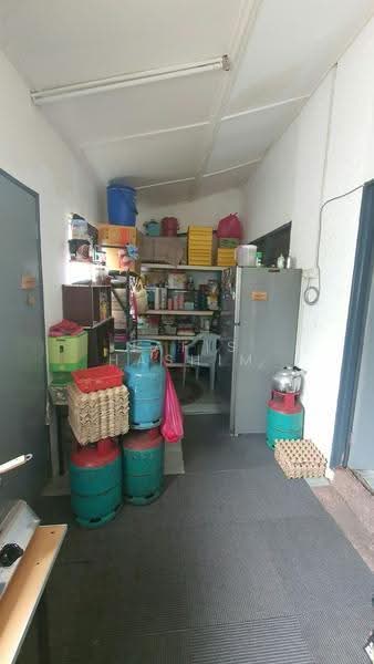 1-storey Terraced House for Sale in Taman Sri Serdang (Seri Kembangan) - Nafis Hashim - Interior - PropertyGuru.com.my