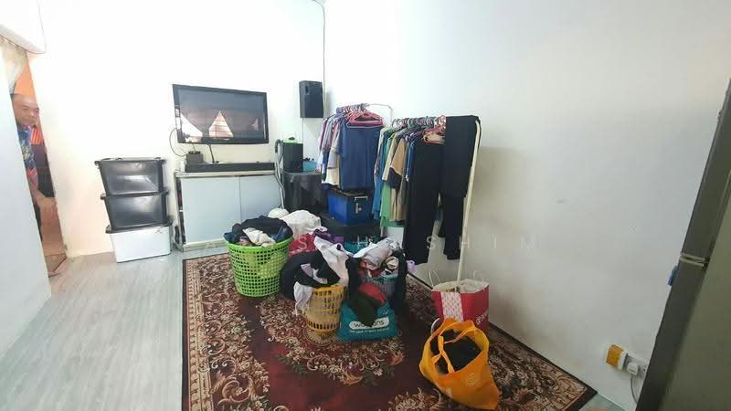 1-storey Terraced House for Sale in Taman Sri Serdang (Seri Kembangan) - Nafis Hashim - Interior - PropertyGuru.com.my