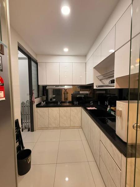 Condominium for Rent at Setia Sky Vista - Lim Keh Sin - Kitchen - PropertyGuru.com.my