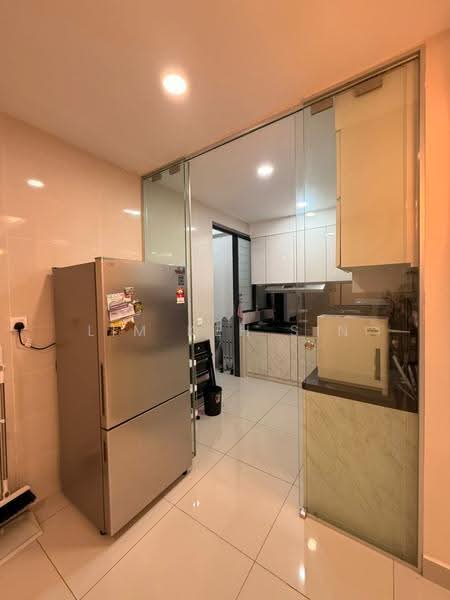 Condominium for Rent at Setia Sky Vista - Lim Keh Sin - Kitchen - PropertyGuru.com.my