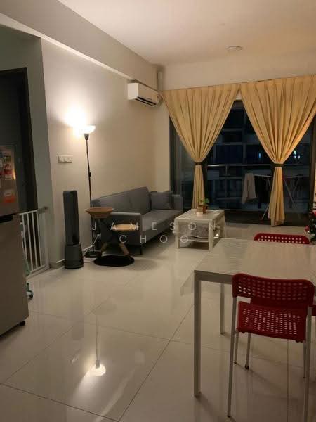 Condominium for Rent at Amberside @ Country Garden Danga Bay - Jameson Choo - Living Room - PropertyGuru.com.my